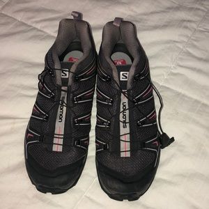 Salomon women’s hiking shoes